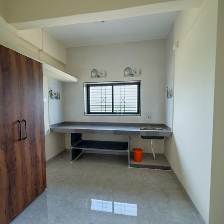 Punekar Bhavan Akalkot Экстерьер фото